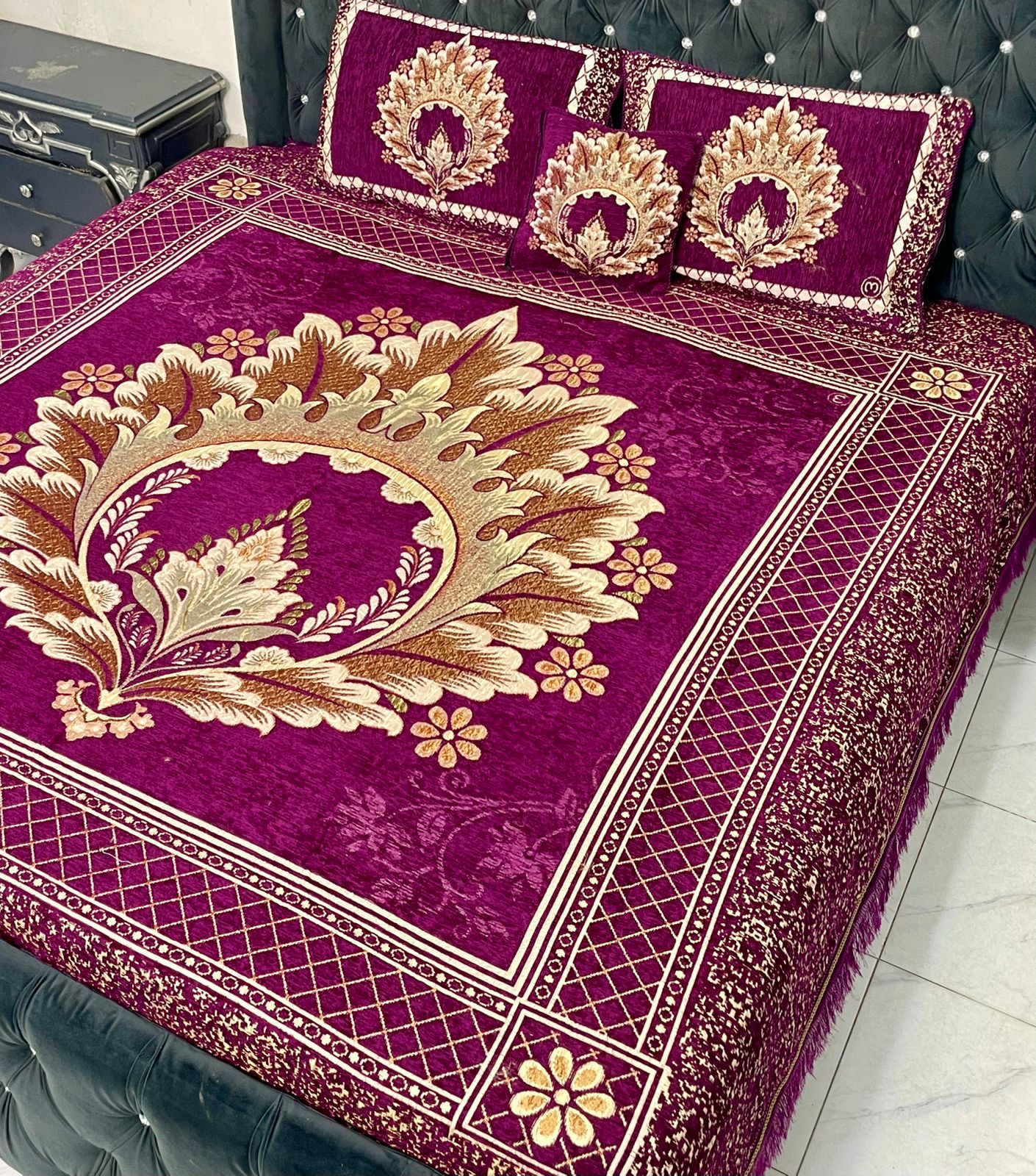 4pc velvet jacquard bedsheet 4pc velvet jacquard bedsheet