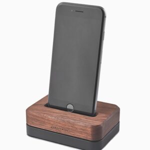 iphone dock 1.jpg