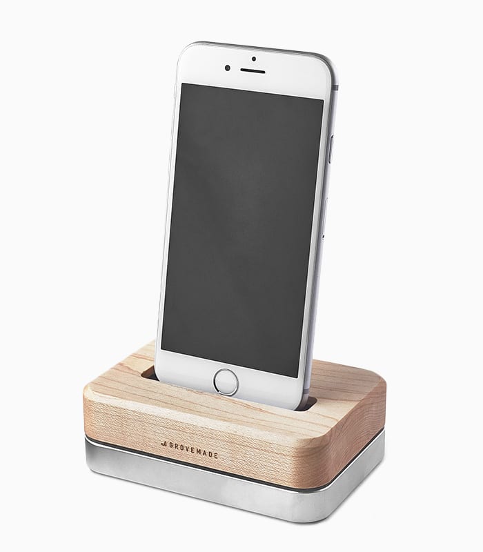iphone dock 3.jpg iphone dock 3.jpg